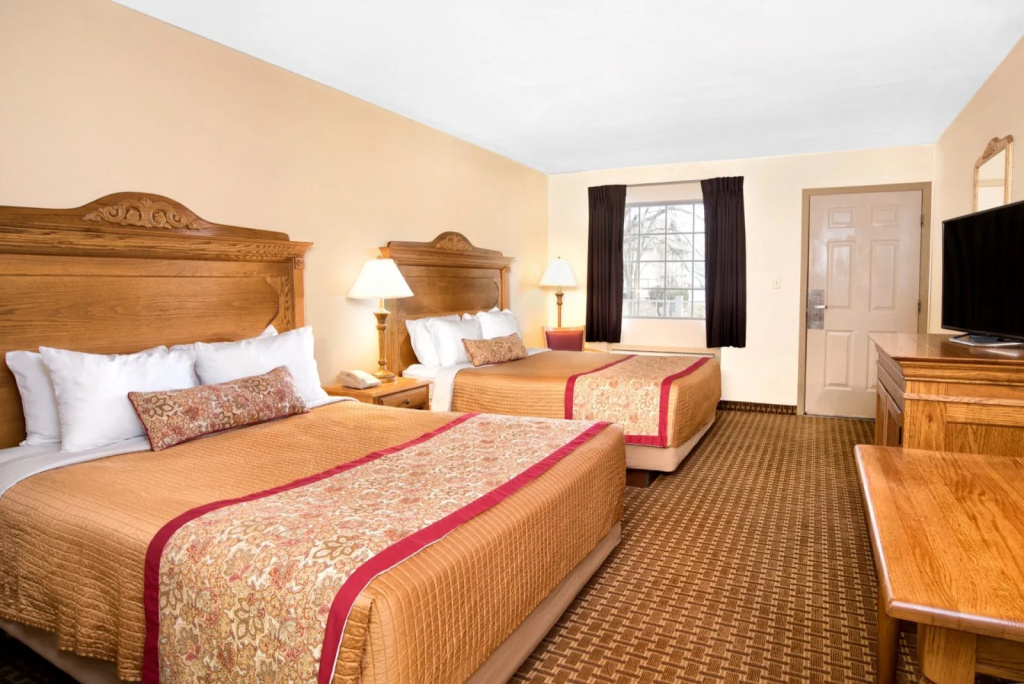 Standard Double room (twin beds)