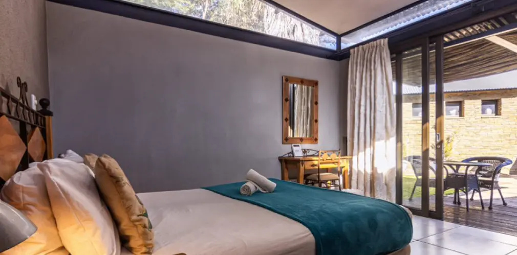 Standard Double room (full double bed)
