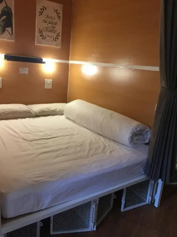 Bed in Dorm