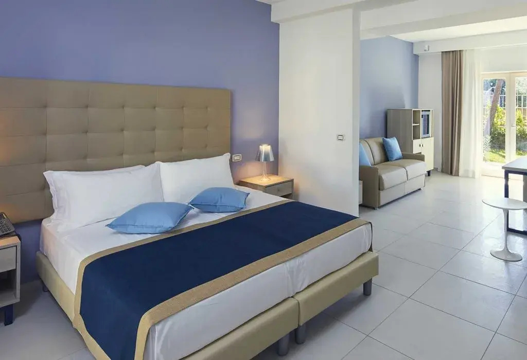 Imperial Double Suite (full double bed)