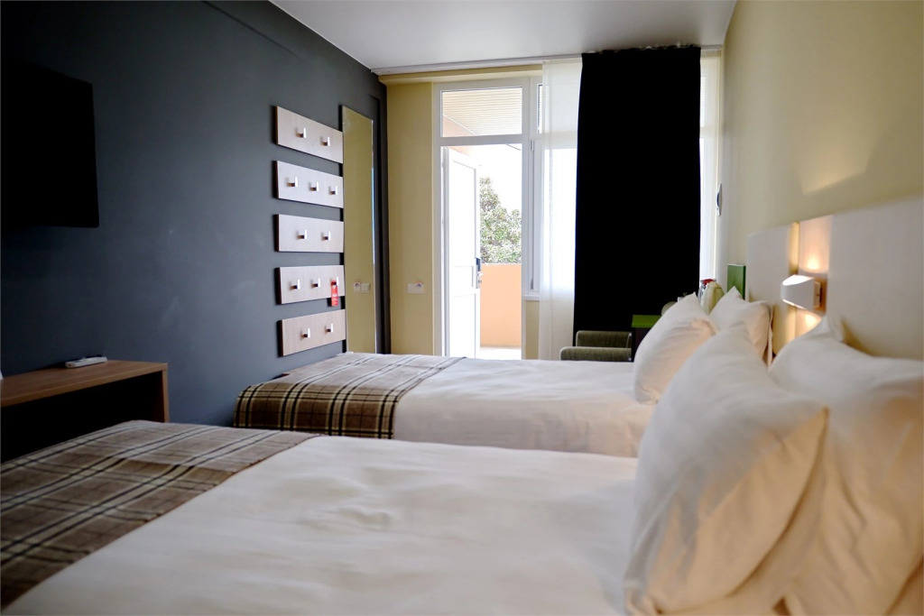 Двухместный номер Standard Морской Корпус 5 2 отдельные кровати в Бургас