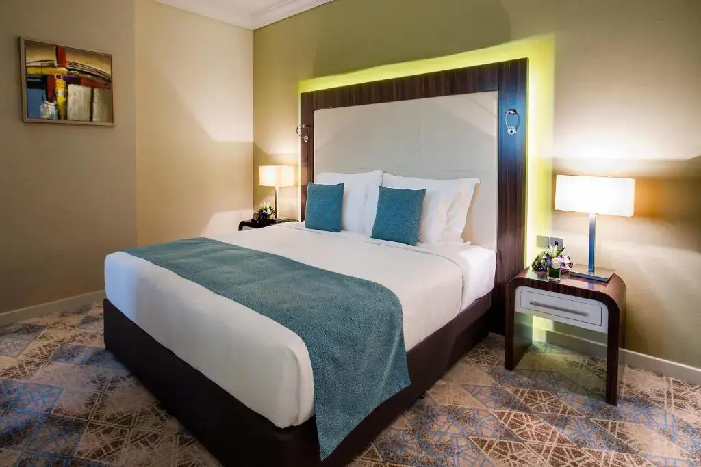 1 Bedroom Double Suite (full double bed)