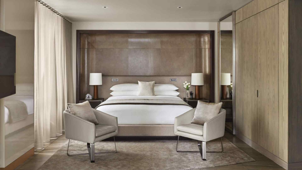 Martini Double Suite (full double bed)