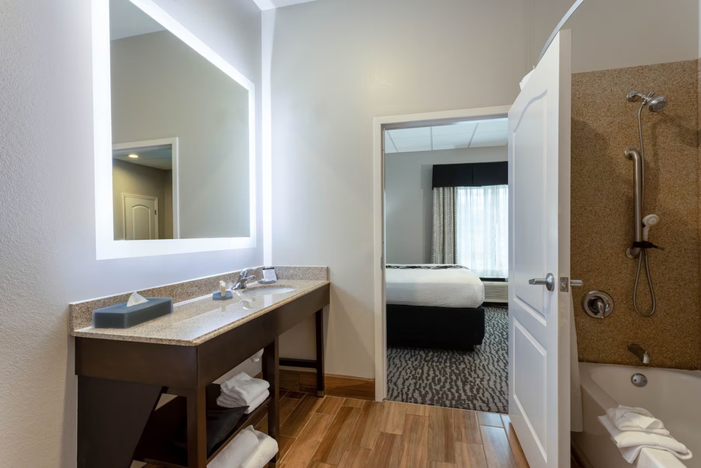 La Quinta Inn & Suites by Wyndham Huntsville Airport Madison - Chambres