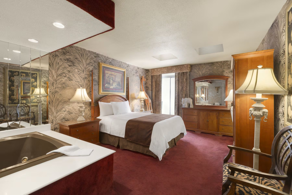 Travelodge by Wyndham Niagara Falls Fallsview - Chambres