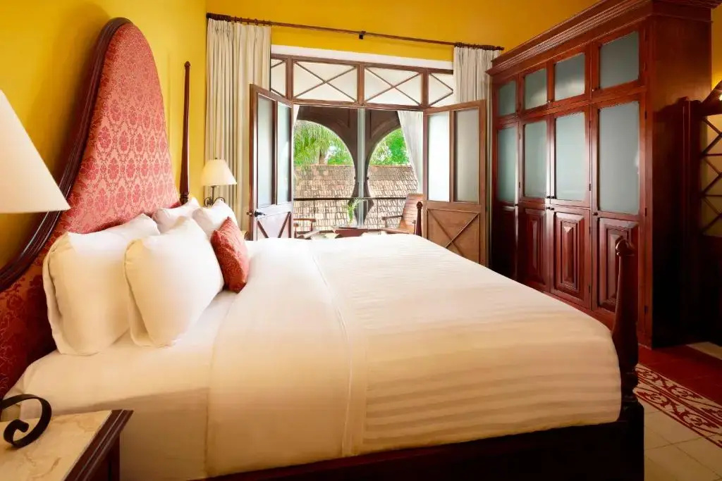 Double room with balcony (full double bed)