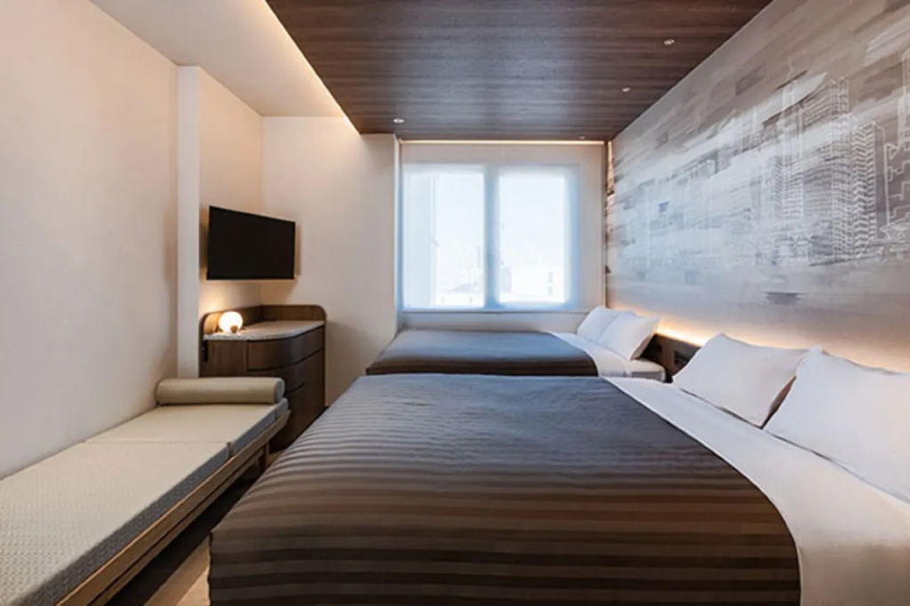 Superior Double The Top Floor/Executive Floor room (twin beds)