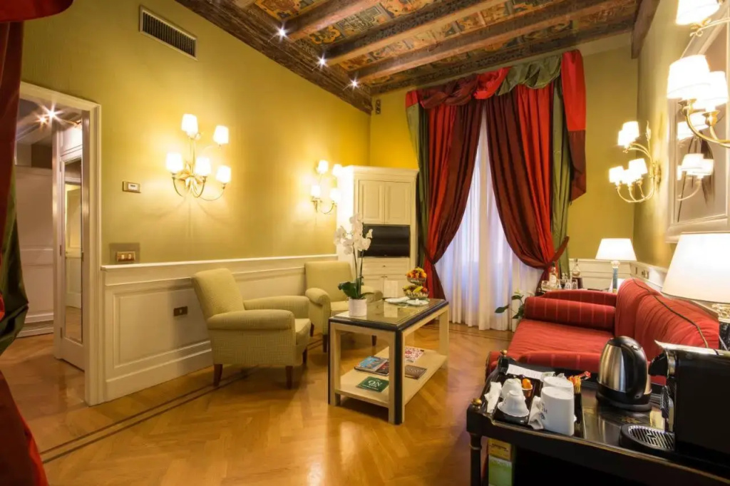 Hotel Corona d'Oro - Général