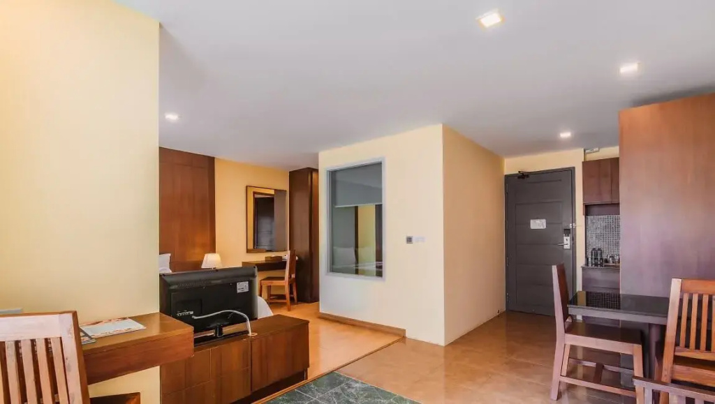 Elite Suites Patong Hotel - Chambres