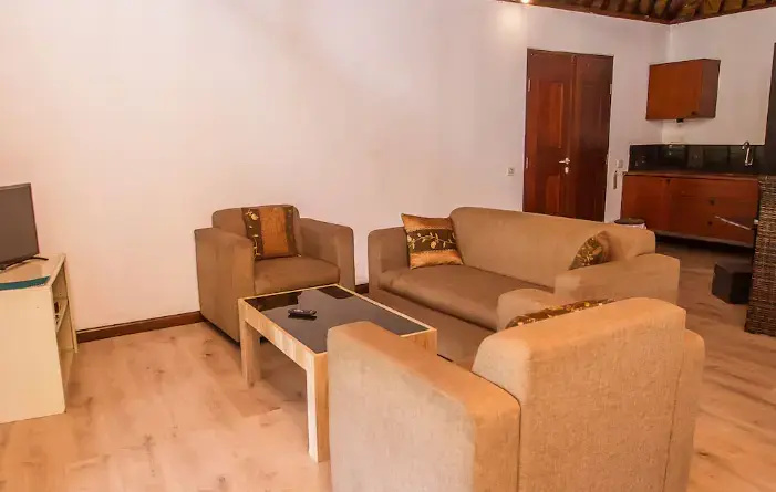 Puri Saron Hotel Madangan - Chambres