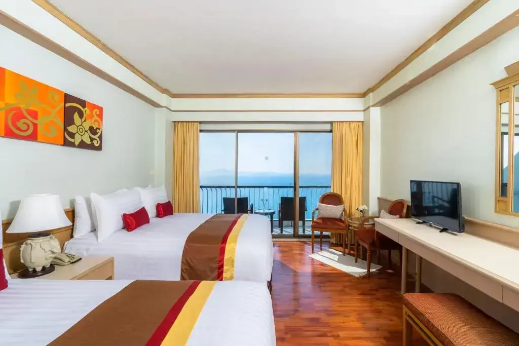 Cosy Beach Hotel — фото