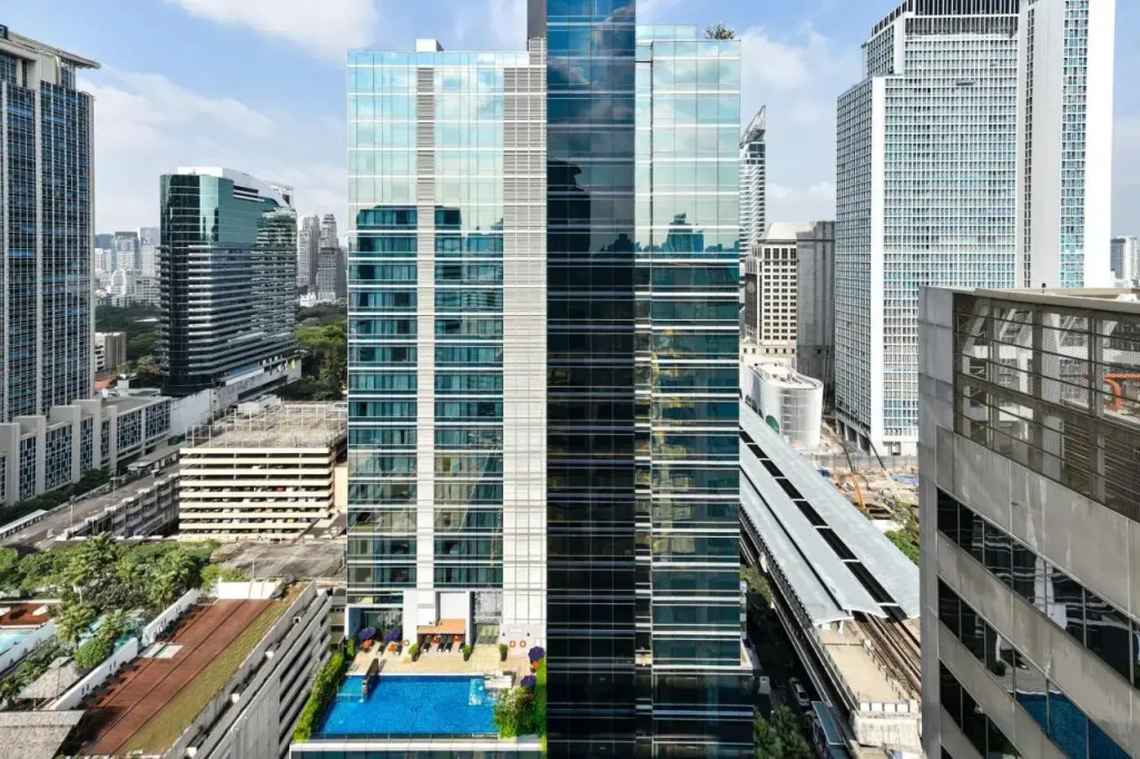 Four Points by Sheraton Bangkok Ploenchit — фото