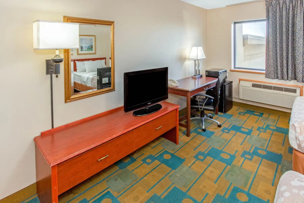La Quinta Inn by Wyndham Milwaukee Airport / Oak Creek - Chambres