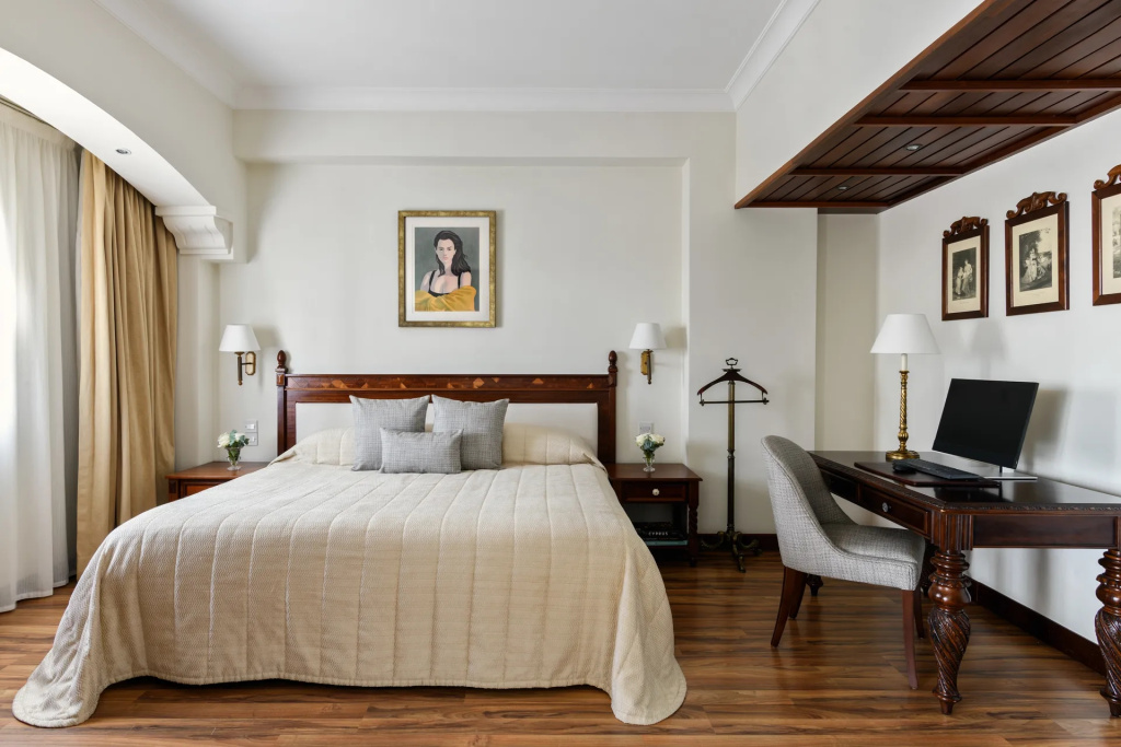 Artemis Double Junior Suite (full double bed)