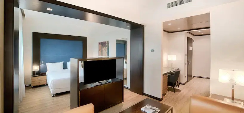 Double Junior Suite (full double bed)