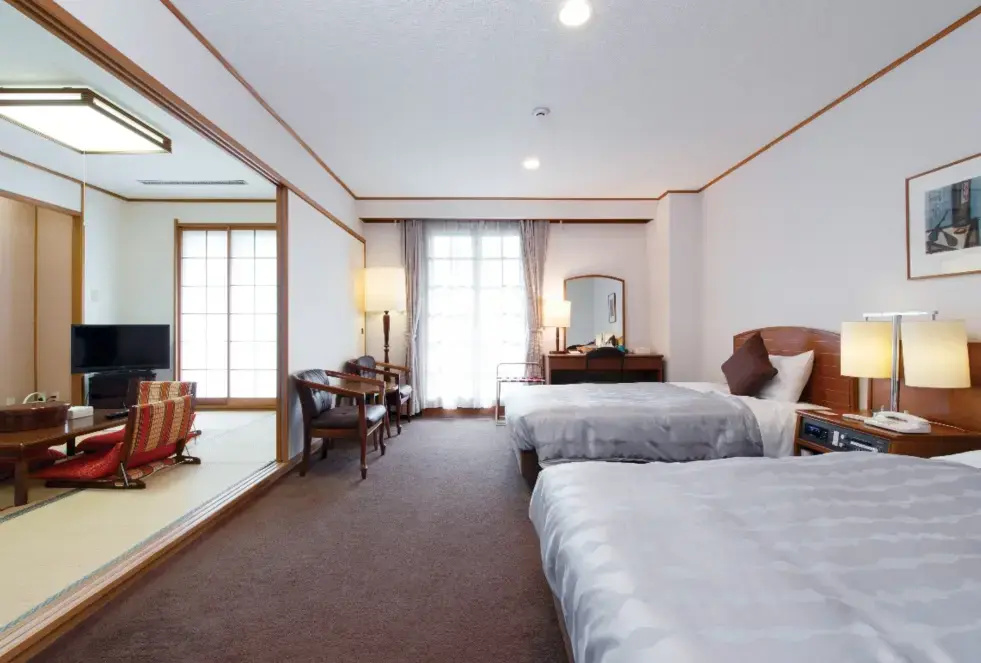 Standard Japanese-Western-Style Double room (twin beds)