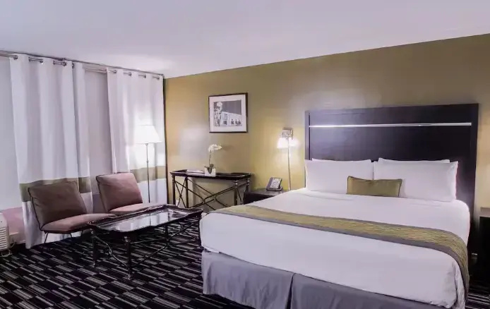 Uptown Oasis San Jose Airport - Chambres