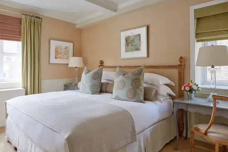 1 Bedroom Deluxe Lowell Double Suite (full double bed)