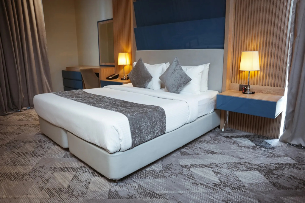 1 Bedroom Double Suite (full double bed)