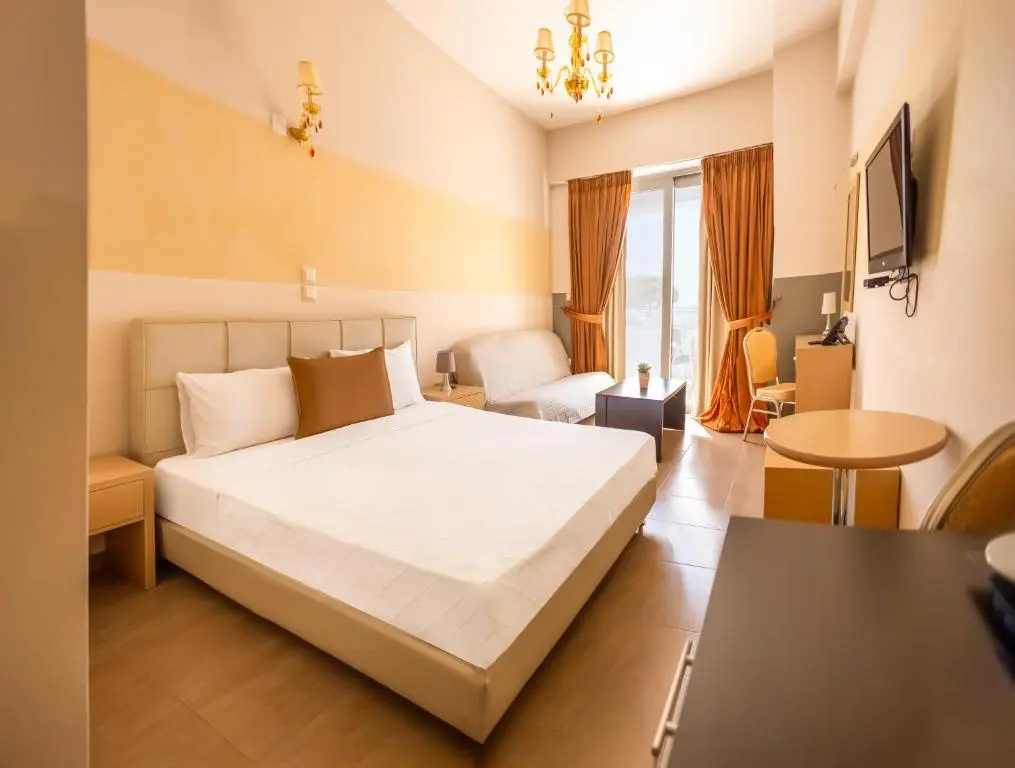 Double room with sea view (full double bed)