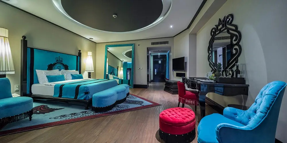 Deluxe Double room with land view (full double bed)