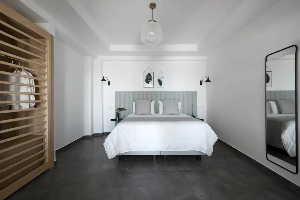 Grand Double Suite (full double bed)