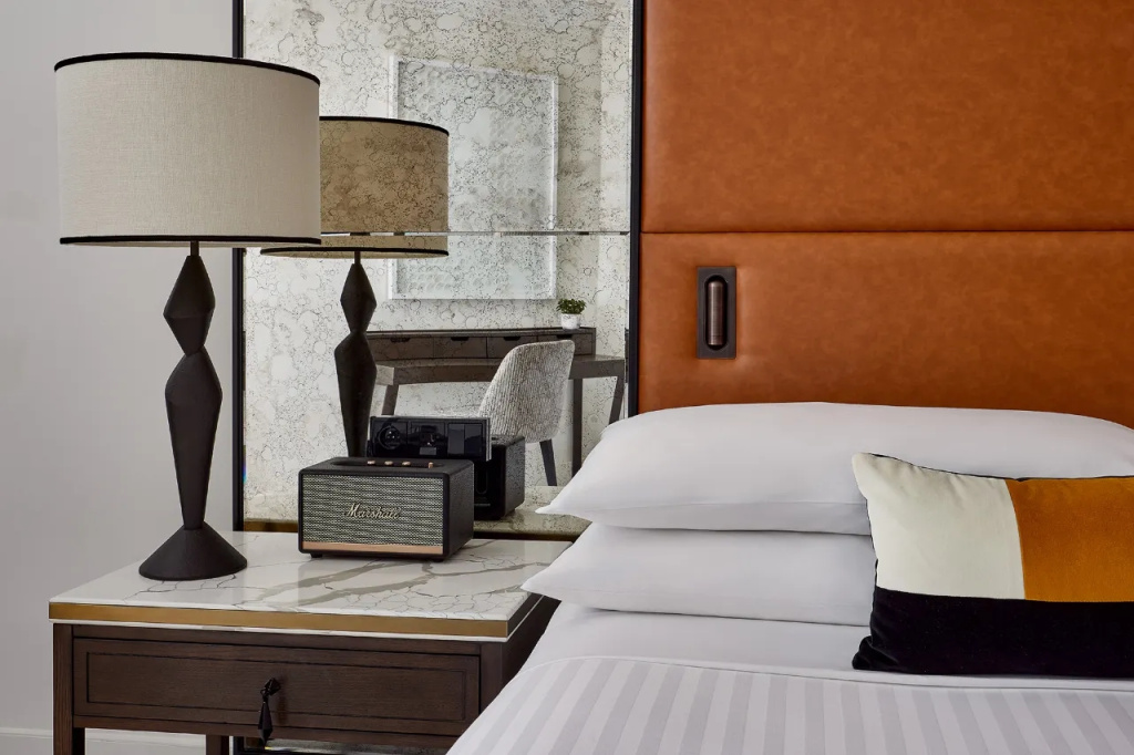 Champs-Elysees View Double room (full double bed)