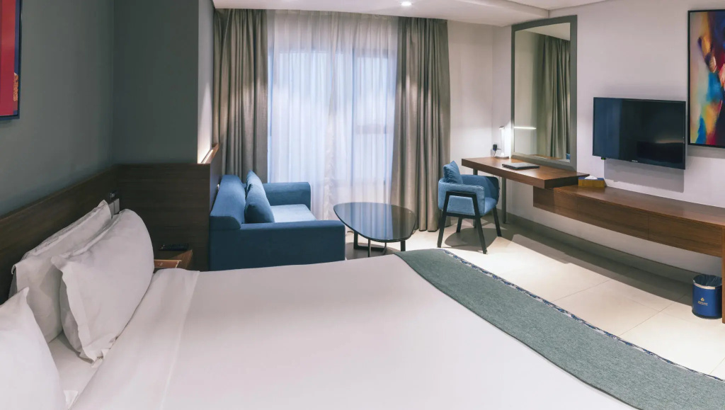 Deluxe Double room (full double bed)