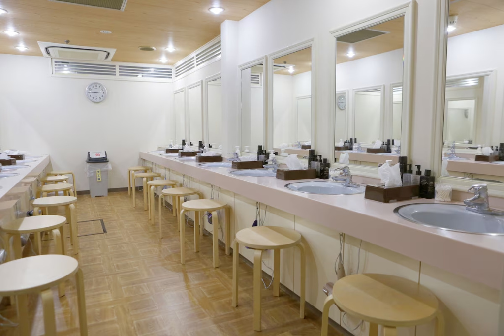 Shinjuku Kuyakusho-mae Capsule Hotel 사진 19