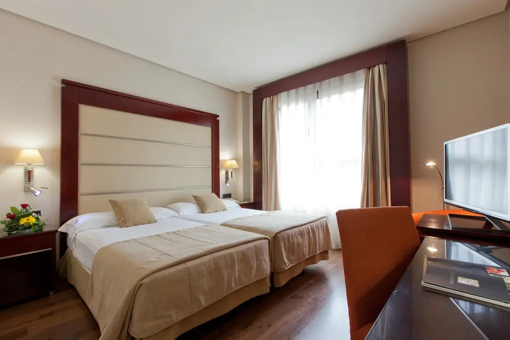 Standard Romantic Double room (full double bed)