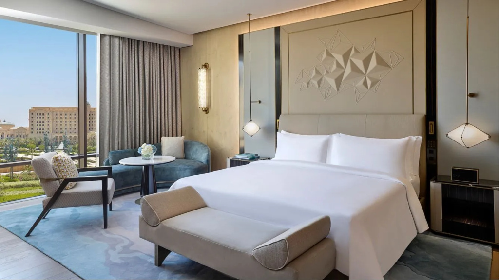 Deluxe Double room (full double bed)
