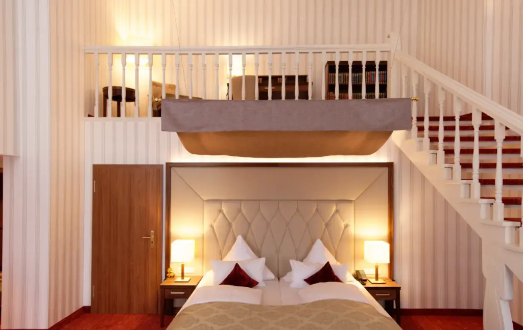 Double Maisonette (full double bed)