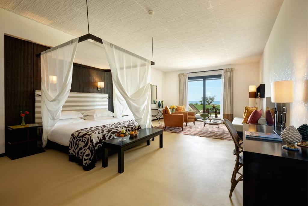 Classic Double Suite (full double bed)