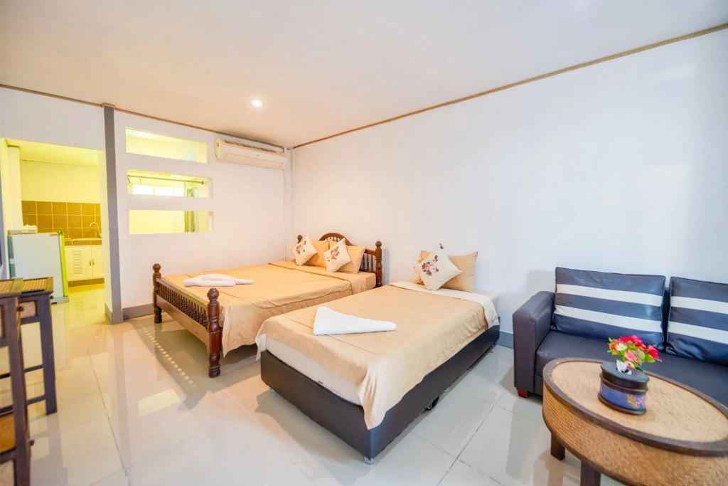 Superior Triple room