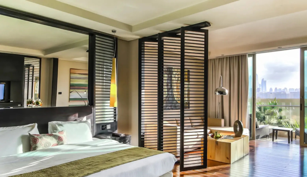 Premium Double room with garden view (full double bed)