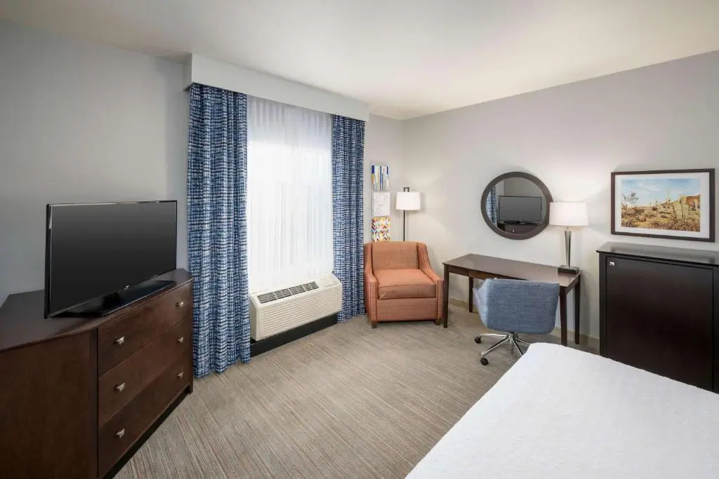 Hampton Inn & Suites Phoenix North/Happy Valley - Chambres