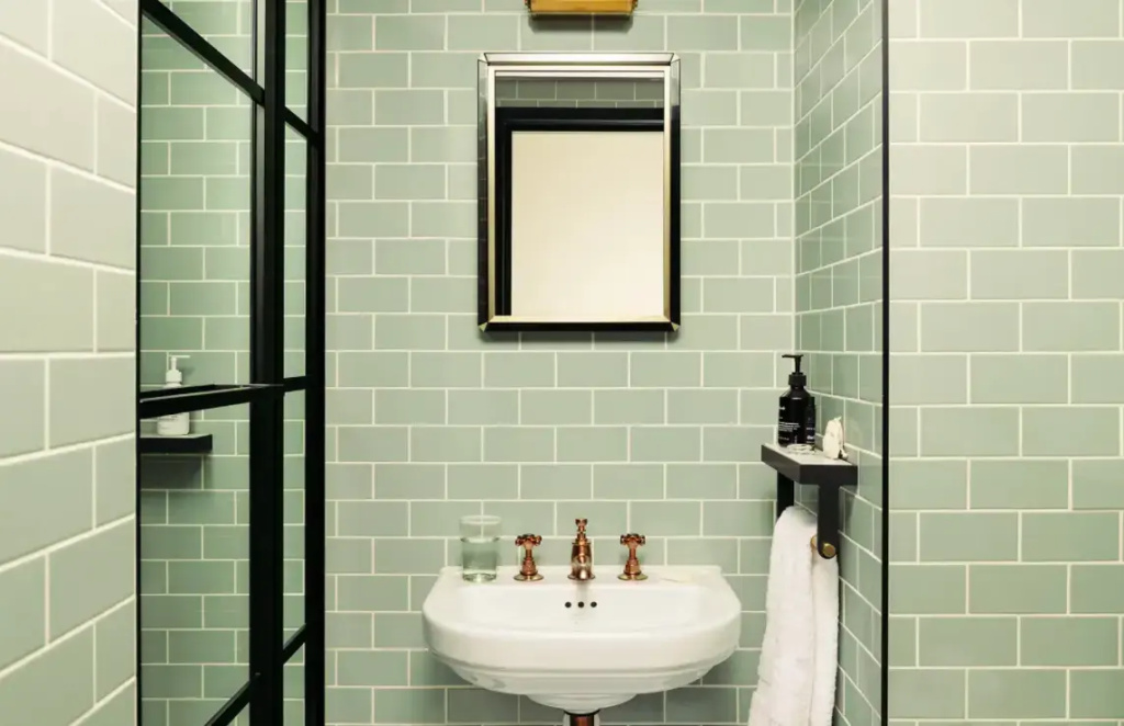 The Hoxton, Southwark - Tap to explore photos