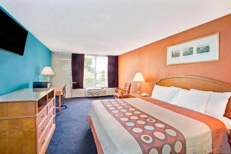Standard Double room (full double bed)