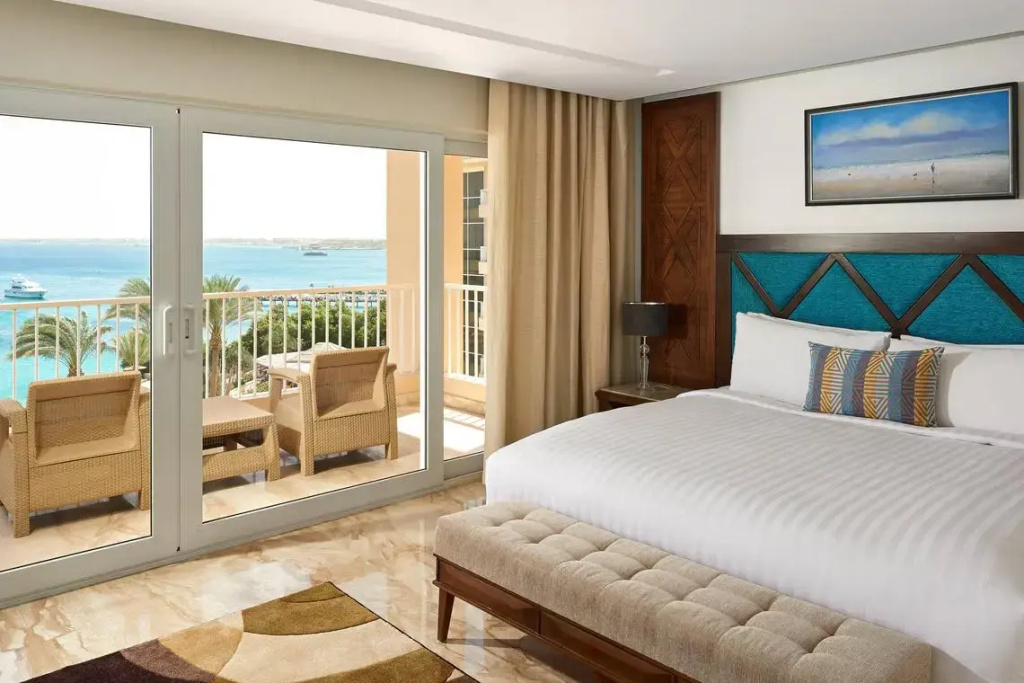 1 Bedroom Apollo Double Suite with balcony and with sea view (full double bed)