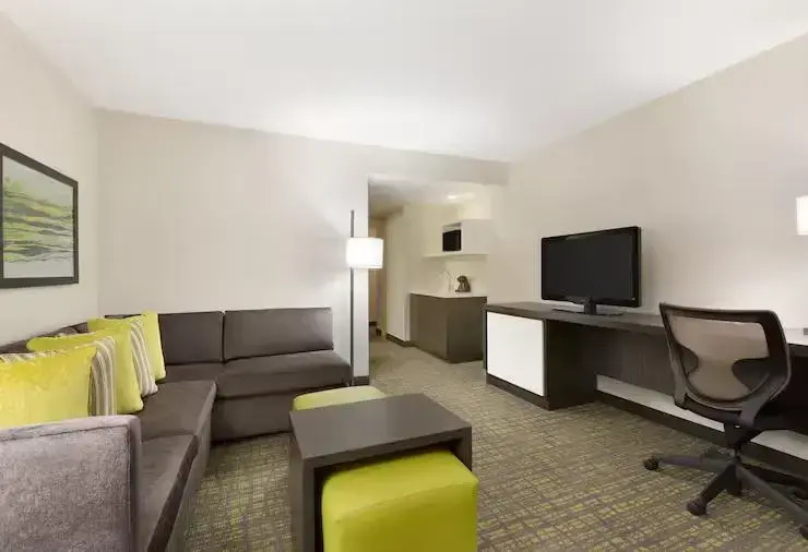 Embassy Suites by Hilton Newark Wilmington South - Chambres
