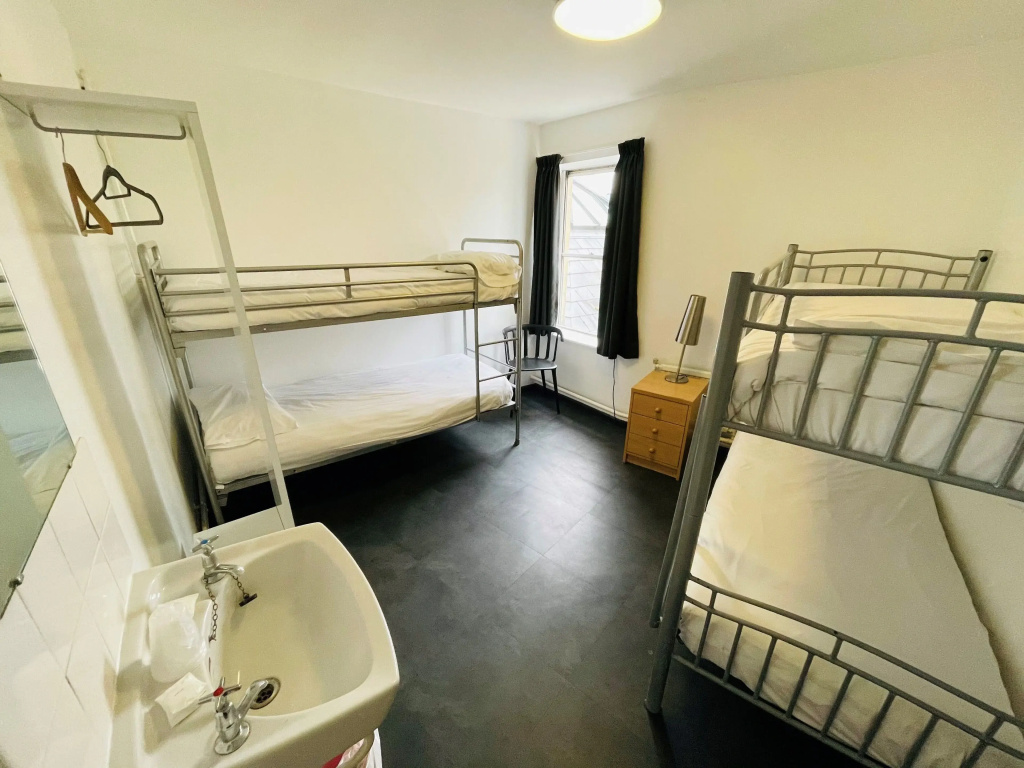 Quadruple room