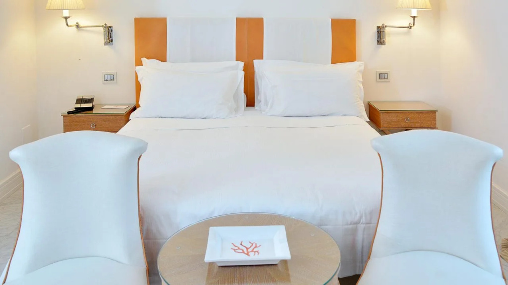 Grand Double Suite (full double bed)