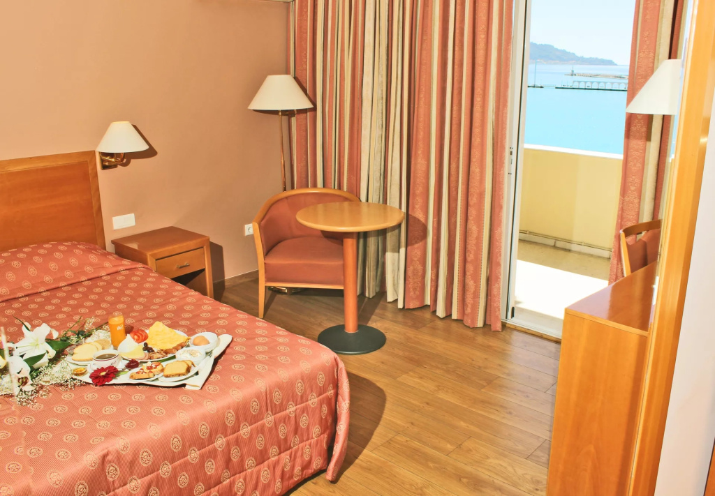 Hotel Strada Marina - Chambres