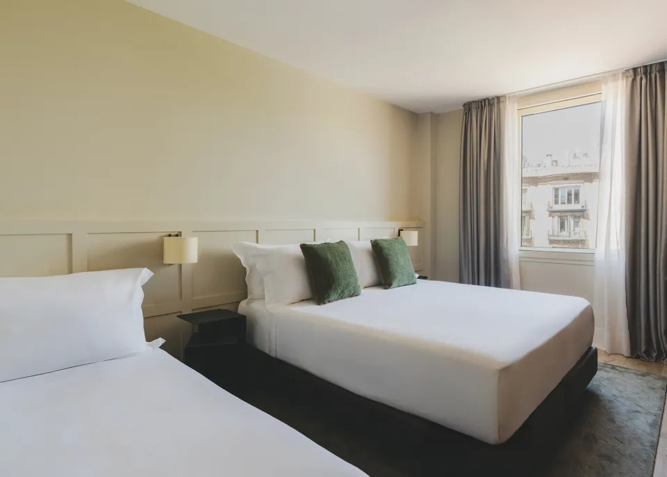 Superior Exterior Triple room