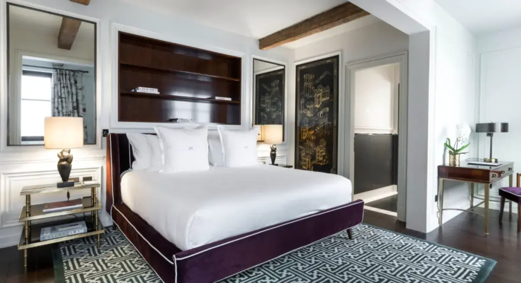 Double Junior Suite (full double bed)