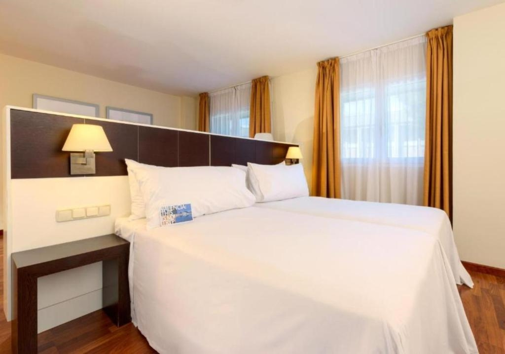 Hotel Port Feria Valencia - Chambres
