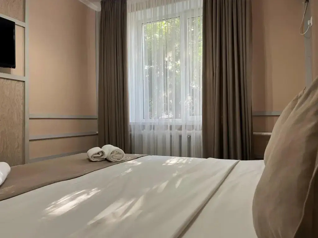 Kausar. Hotel - Chambres