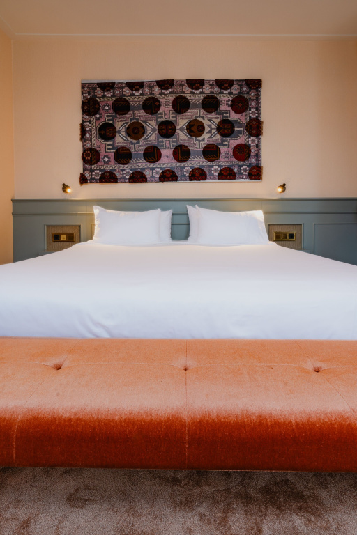 Double Junior Suite (full double bed)