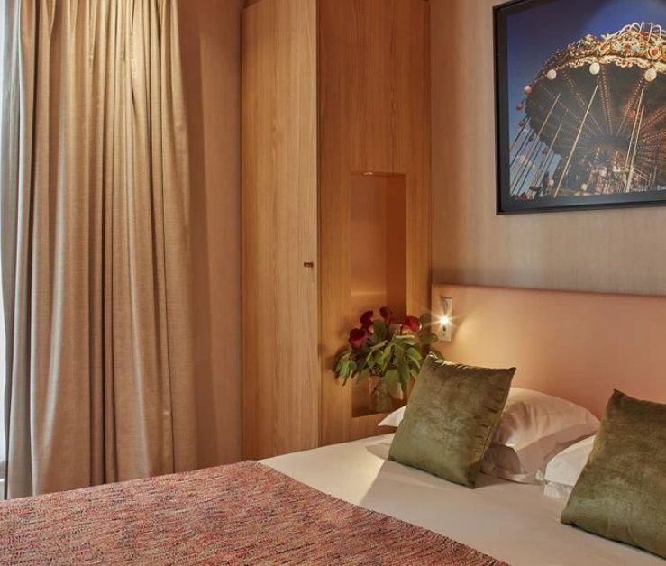 Double Suite (full double bed)