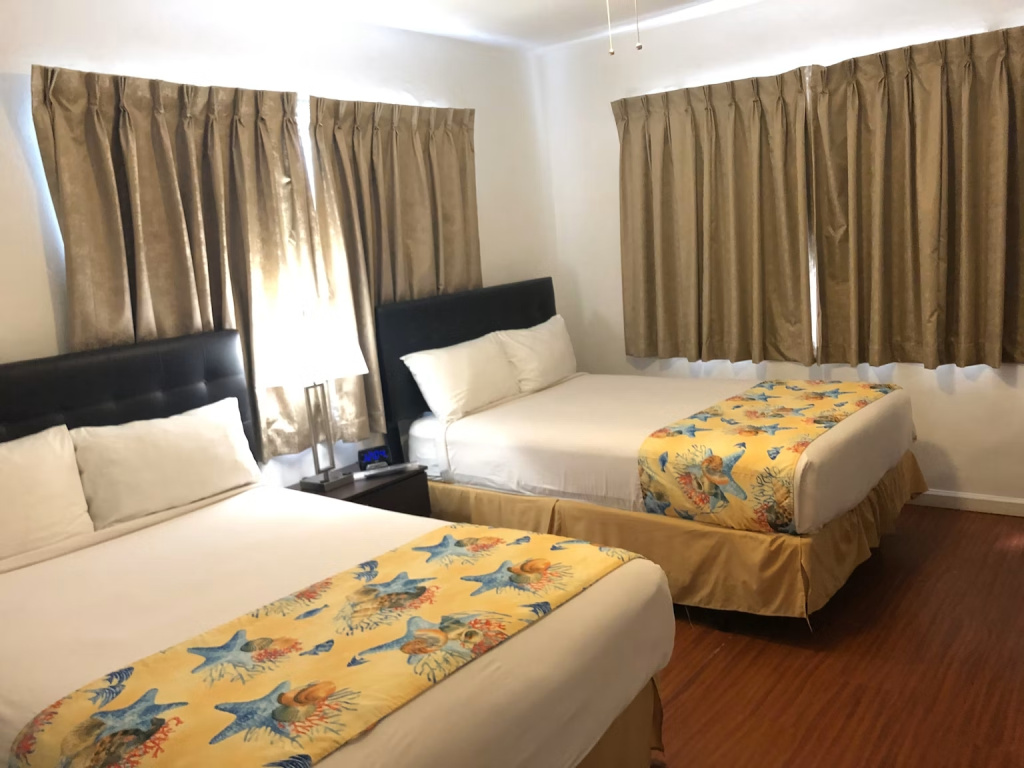 2 Bedrooms Family Suite with Kitchen